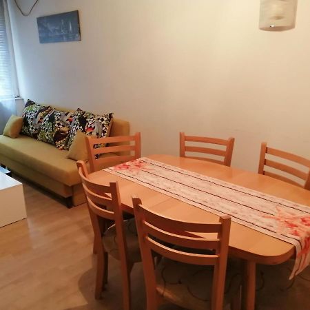 Apartment Lili Yukarı Cuma Dış mekan fotoğraf