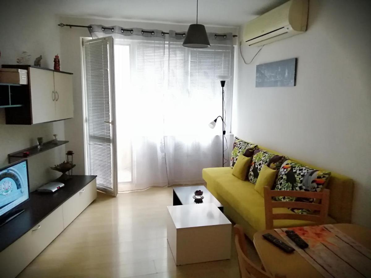 Apartment Lili Yukarı Cuma Dış mekan fotoğraf