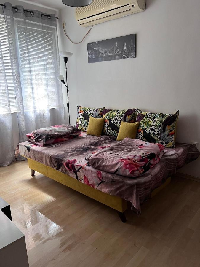 Apartment Lili Yukarı Cuma Dış mekan fotoğraf
